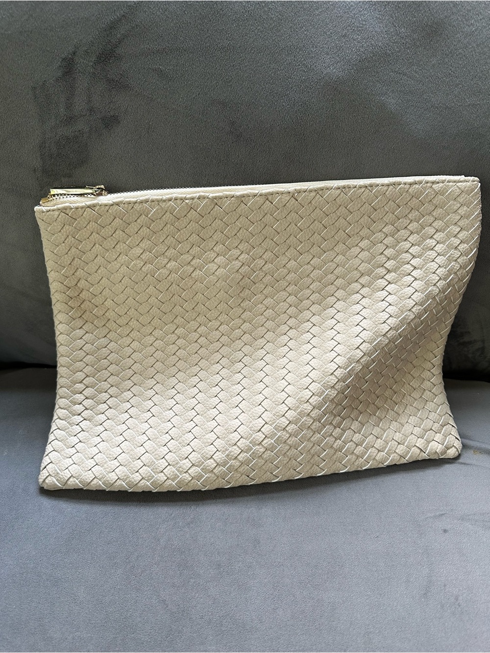 Deux Lux Cream Woven Zip Clutch